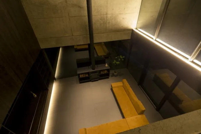 BIM architecture | Half covered with vertical walls, transparent and scenic: Residential "SCAPE" in Yamagata Prefecture, Japan