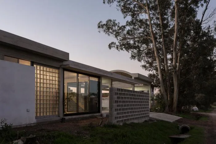 BIM Architecture | 'Unfinished' Design: Louisiana Residence