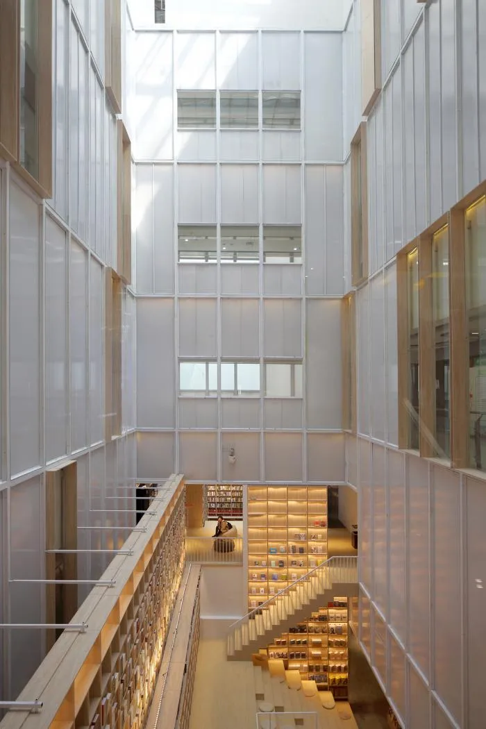 BIM Architecture | Yuanping · Meijing Bookstore: A Bookstore Hidden in the Skylight Courtyard/Shanghai Yanyang Architectural Design Studio