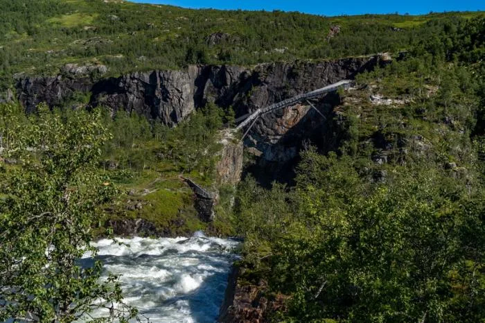 BIM Architecture | 150 feet long, spanning the waterfall abyss: Vøringsfossen Staircase Bridge in Norway