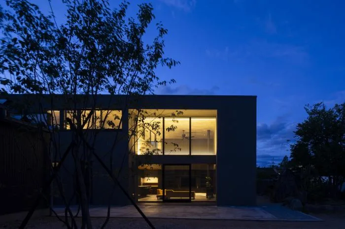 BIM architecture | Half covered with vertical walls, transparent and scenic: Residential "SCAPE" in Yamagata Prefecture, Japan
