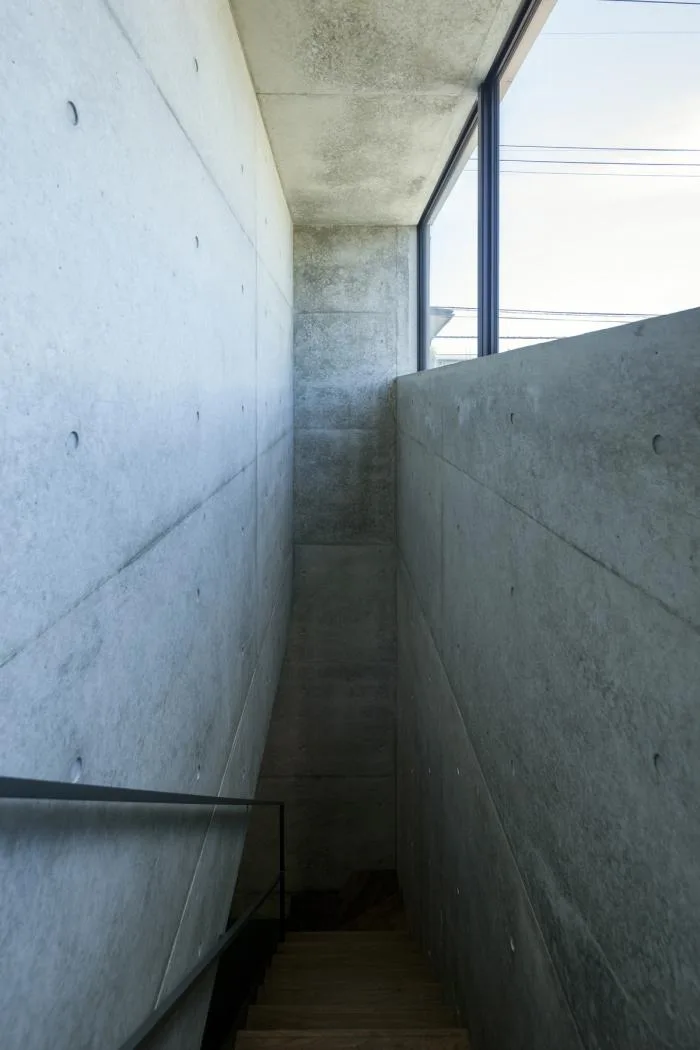 BIM architecture | Half covered with vertical walls, transparent and scenic: Residential "SCAPE" in Yamagata Prefecture, Japan