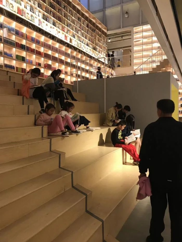 BIM Architecture | Yuanping · Meijing Bookstore: A Bookstore Hidden in the Skylight Courtyard/Shanghai Yanyang Architectural Design Studio