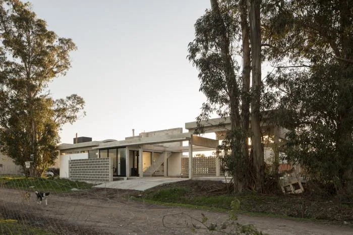 BIM Architecture | 'Unfinished' Design: Louisiana Residence