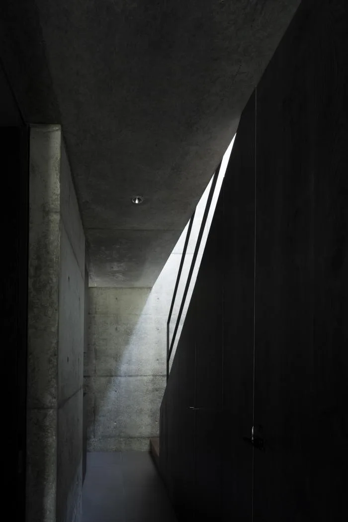 BIM architecture | Half covered with vertical walls, transparent and scenic: Residential "SCAPE" in Yamagata Prefecture, Japan