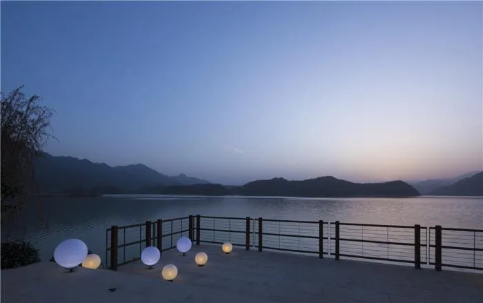 BIM Architecture | Starting from the Heart, Returning to Nature - Tonglu Conrad Lighting Design/PROL Light Stone