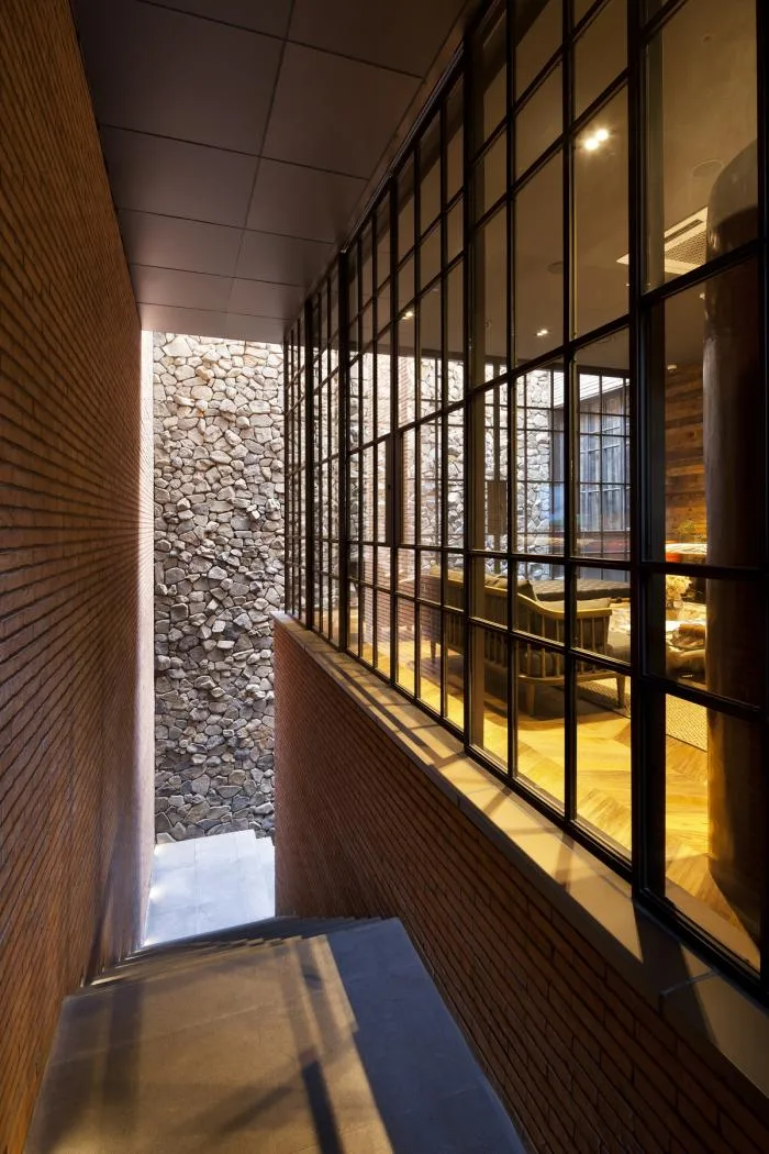 BIM Architecture | Village Small Houses Stacked in White Boxes: Korea 0914 Flagship Store