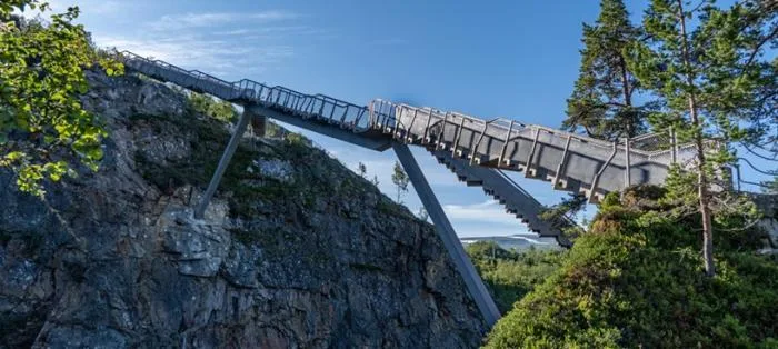 BIM Architecture | 150 feet long, spanning the waterfall abyss: Vøringsfossen Staircase Bridge in Norway