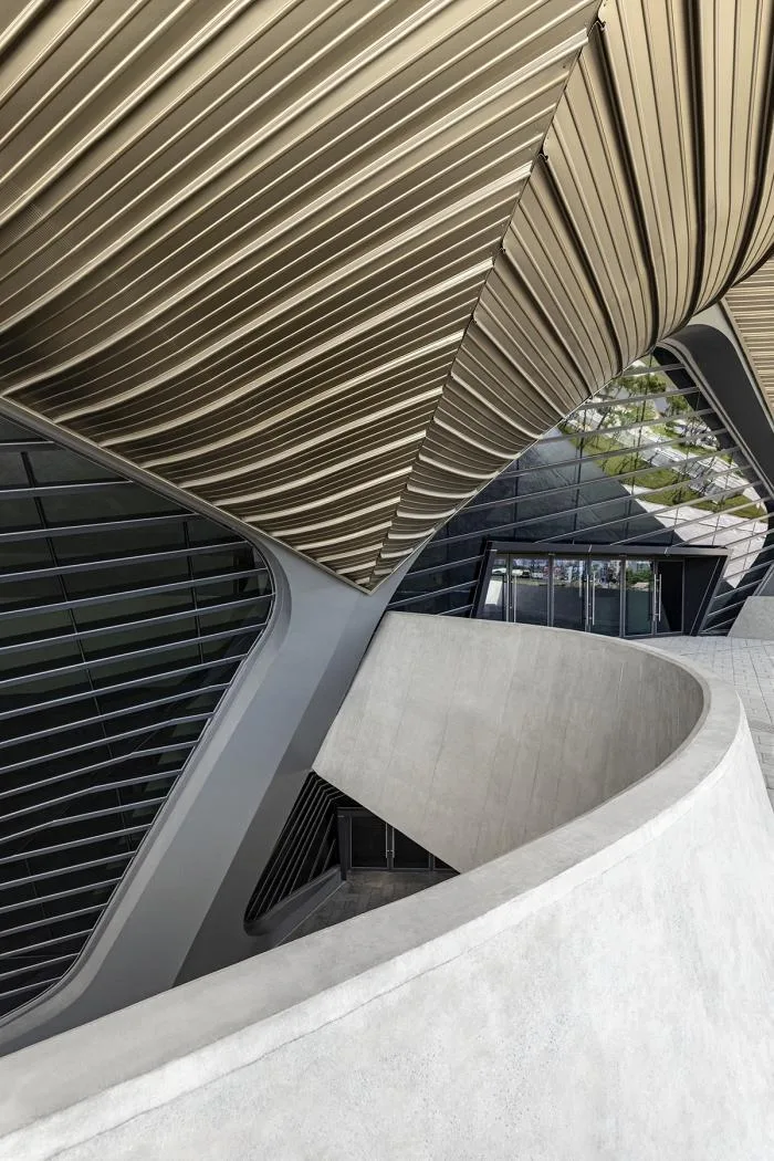 BIM Architecture | Inspired by Flowing Crystal Geometry - Taipei Music Center/RUR Architecture DPC