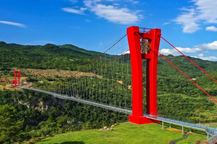 BIM Architecture | Cangyu Mirror Gallery, Huangchuan Three Gorges Qingtian Glass Bridge/Zhejiang University Architectural Design and Research Institute