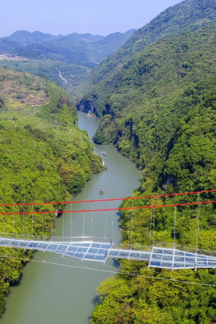 BIM Architecture | Cangyu Mirror Gallery, Huangchuan Three Gorges Qingtian Glass Bridge/Zhejiang University Architectural Design and Research Institute