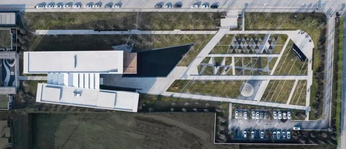 BIM Architecture | A Three Dimensional 'Supremacy' Abstract Painting - Xi'an Greenland Energy Art Center/Shanghai Riqing Architectural Design