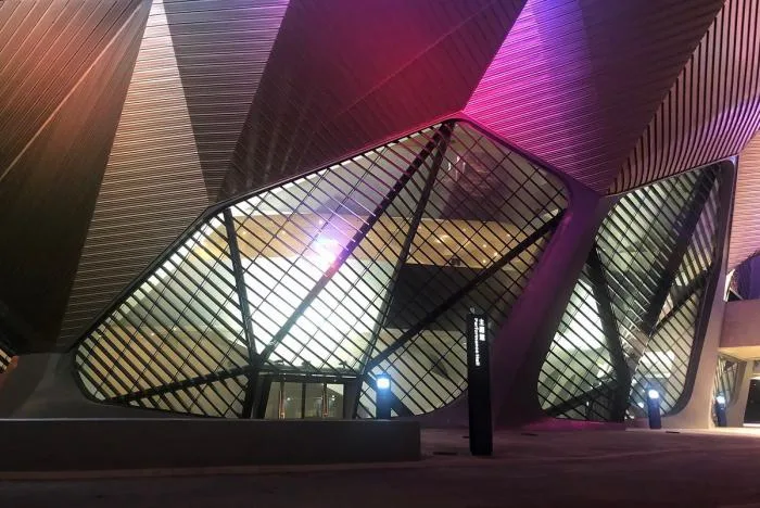 BIM Architecture | Inspired by Flowing Crystal Geometry - Taipei Music Center/RUR Architecture DPC