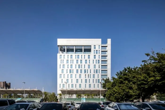 BIM Architecture | Human Machine Symbiosis: Shenzhen Longhua Telecom Hub Building/Senlei International
