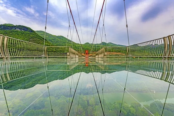 BIM Architecture | Cangyu Mirror Gallery, Huangchuan Three Gorges Qingtian Glass Bridge/Zhejiang University Architectural Design and Research Institute
