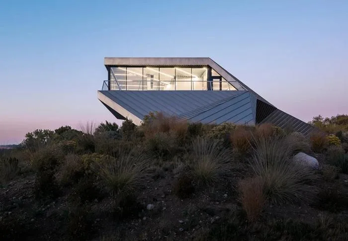 BIM Architecture | "Transformers" Residential/OPA in the Western Desert of the United States