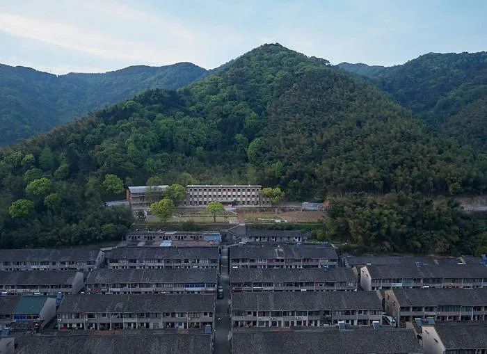 BIM Architecture | Qinyong Elementary School Homestay/Xuke Architecture