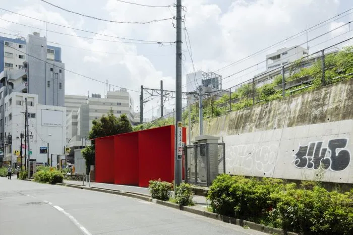 BIM Architecture | Tokyo 'Red Folding Paper' Public Toilet/Nao Tamura
