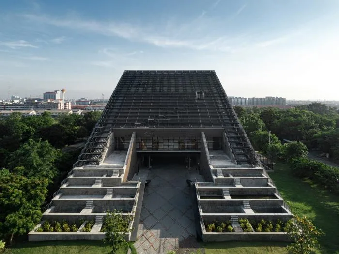 BIM Architecture | Thailand Ministry of Agriculture Golden Jubilee Museum, 'Fallen' Building/Plan Architect