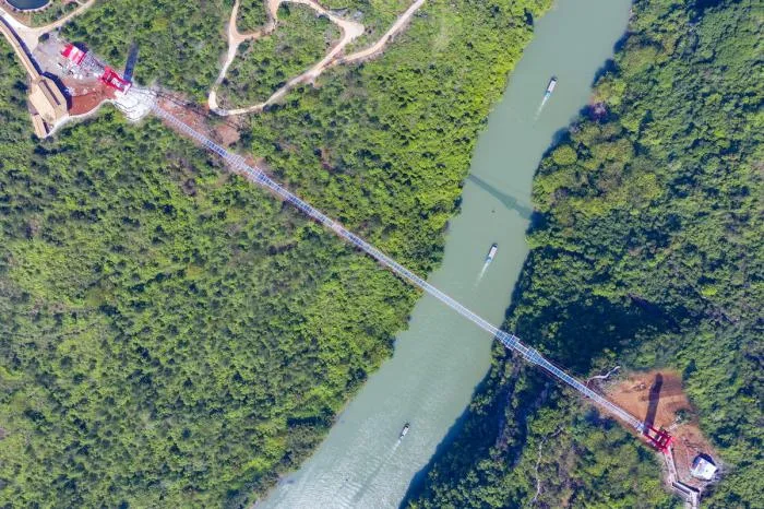 BIM Architecture | Cangyu Mirror Gallery, Huangchuan Three Gorges Qingtian Glass Bridge/Zhejiang University Architectural Design and Research Institute