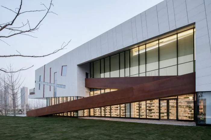 BIM Architecture | A Three Dimensional 'Supremacy' Abstract Painting - Xi'an Greenland Energy Art Center/Shanghai Riqing Architectural Design