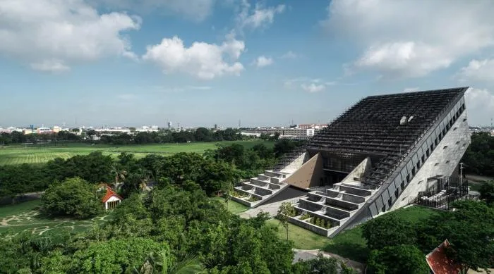 BIM Architecture | Thailand Ministry of Agriculture Golden Jubilee Museum, 'Fallen' Building/Plan Architect