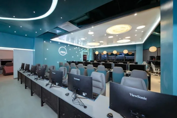 BIM Architecture | Starry Sky Network Cafe/Platform Design
