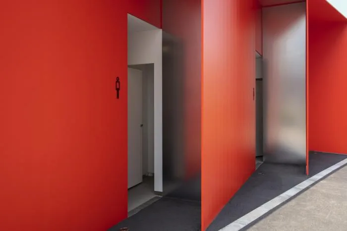 BIM Architecture | Tokyo 'Red Folding Paper' Public Toilet/Nao Tamura