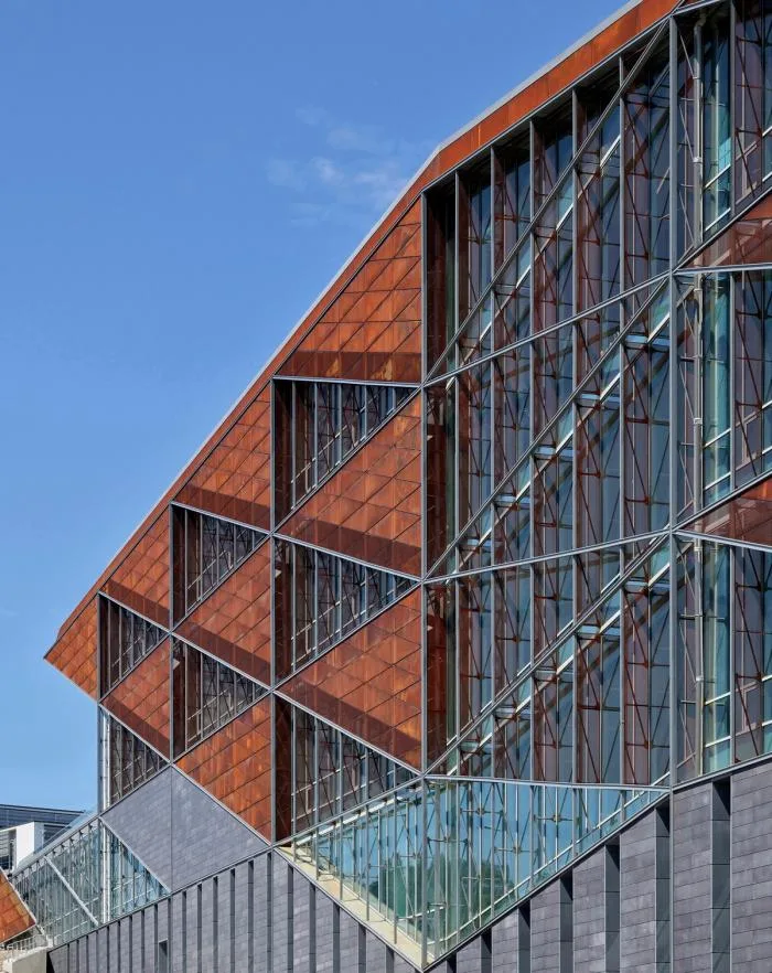 BIM Architecture | Wozniak University School of Architecture and Design: 'Diagonal' Creating Movement and Balance/ARK itection