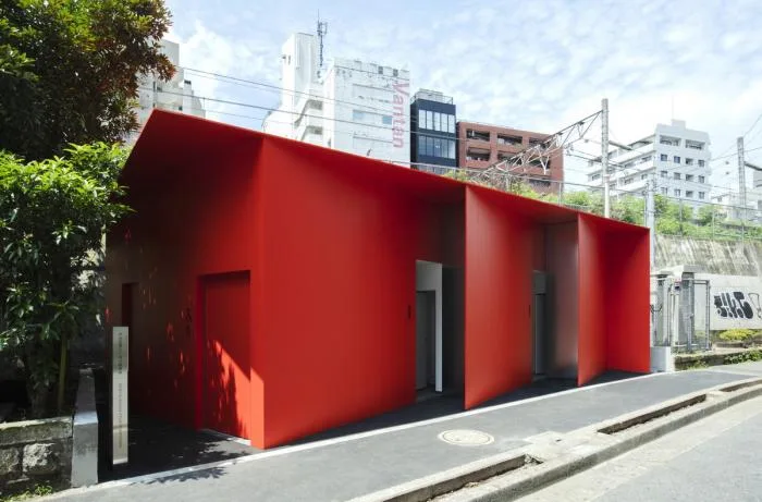 BIM Architecture | Tokyo 'Red Folding Paper' Public Toilet/Nao Tamura