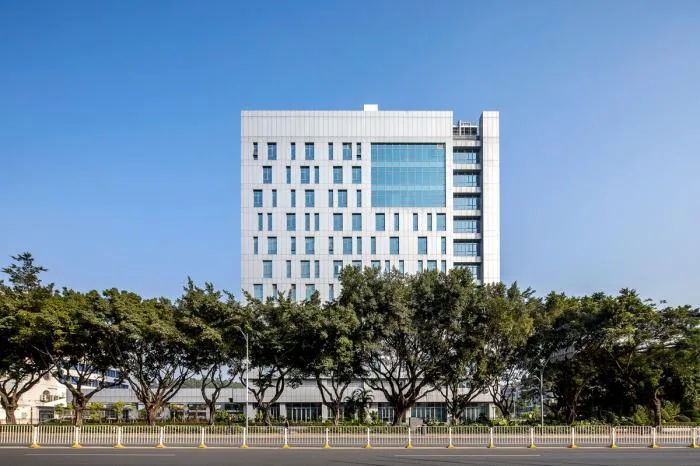 BIM Architecture | Human Machine Symbiosis: Shenzhen Longhua Telecom Hub Building/Senlei International