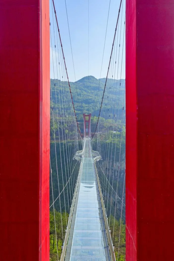 BIM Architecture | Cangyu Mirror Gallery, Huangchuan Three Gorges Qingtian Glass Bridge/Zhejiang University Architectural Design and Research Institute