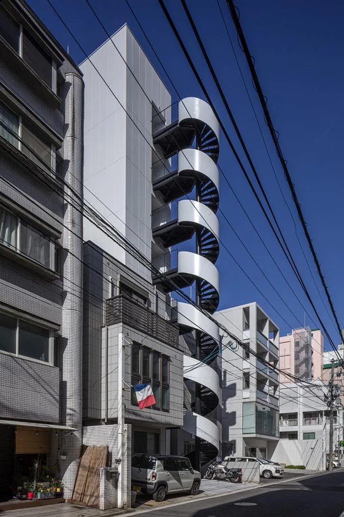 BIM Architecture | Hiroshima 'Spiral' Hotel, Challenging the Narrow Limit of a 35 ㎡ Venue/CAPD