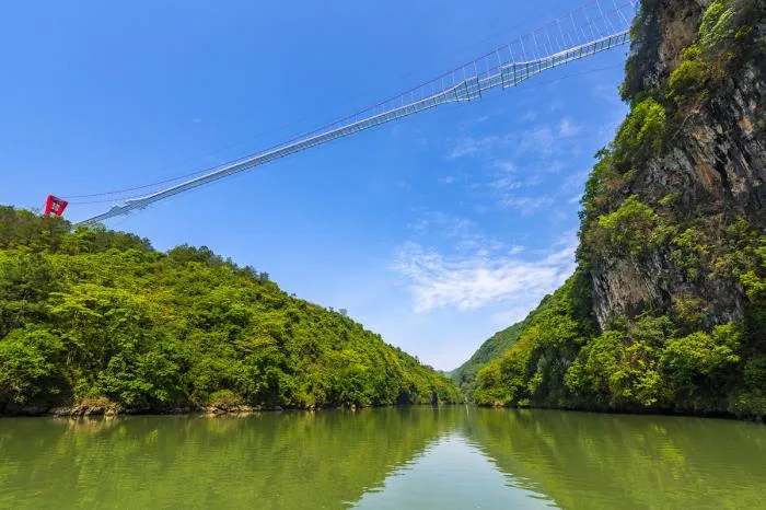 BIM Architecture | Cangyu Mirror Gallery, Huangchuan Three Gorges Qingtian Glass Bridge/Zhejiang University Architectural Design and Research Institute