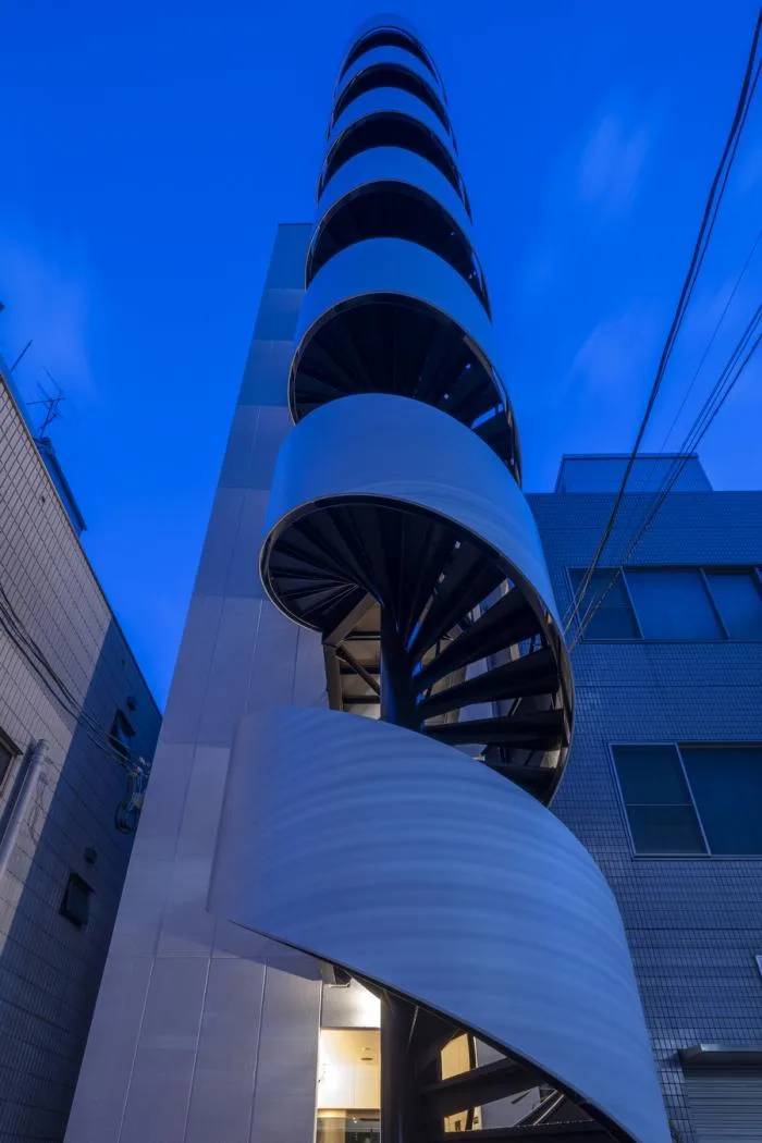BIM Architecture | Hiroshima 'Spiral' Hotel, Challenging the Narrow Limit of a 35 ㎡ Venue/CAPD