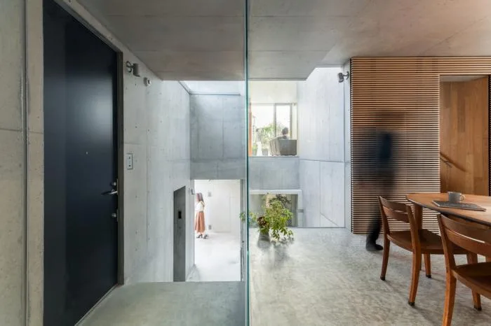 BIM Architecture | Growing and Extending Like Trees: Toyoshima Gallery Residence/Akihisa Hirata Architects, Japan