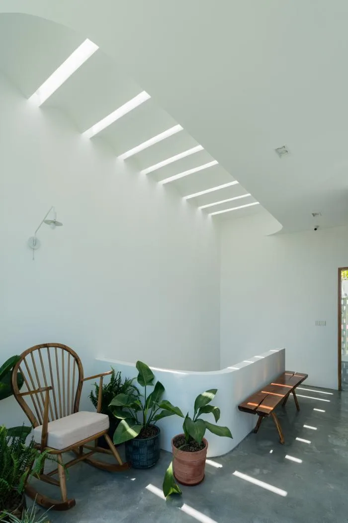 BIM Architecture | Living with Nature, Vietnamese Louvred House/Limdim House Studio