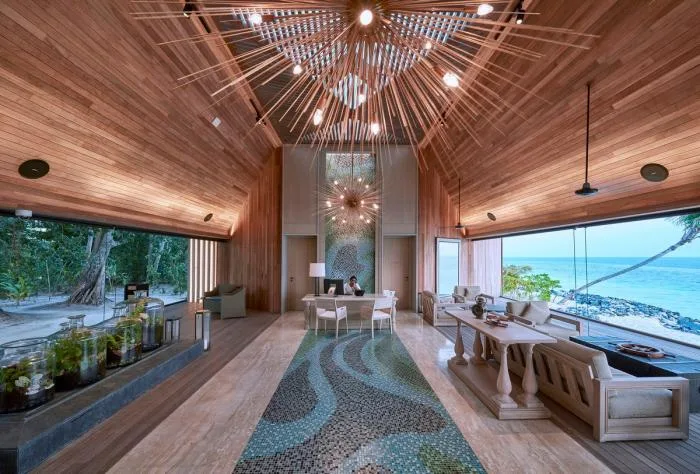 BIM Architecture | Island Village Gazing at the Blue Sea: Womuri Rigi Resort Hotel, Maldives