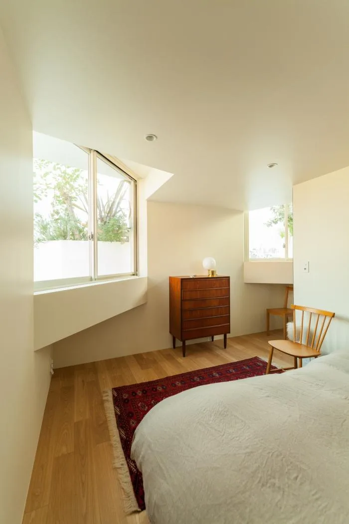 BIM Architecture | Growing and Extending Like Trees: Toyoshima Gallery Residence/Akihisa Hirata Architects, Japan