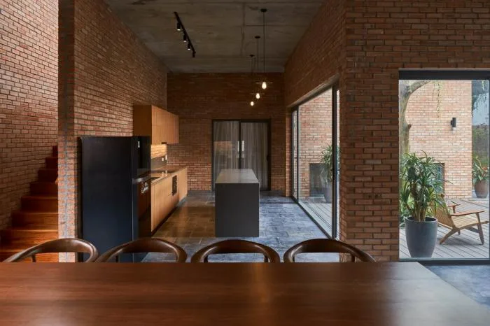BIM Architecture | Enjoying the Courtyard, Watching Fish in Peace: Vietnam Green Screen Residence/HGAA