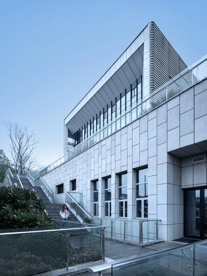 BIM Architecture | Copyright Cloud Work Base - China's First National Digital Audio Visual Communication Service Platform/Shanghai Huadu Architectural Planning and Design