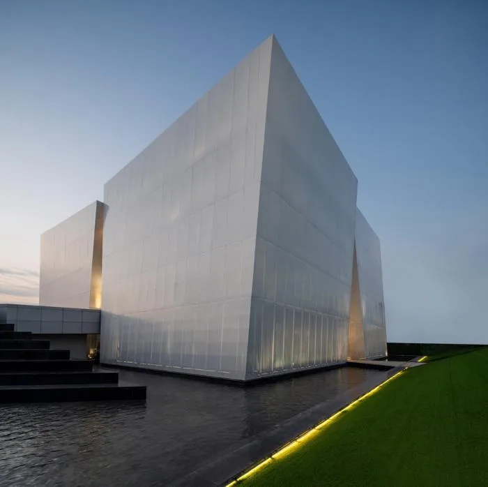 BIM Architecture | White Marble in the wilderness - Shuifa · Information Town Industry Exhibition Center/aoe | Construction Team
