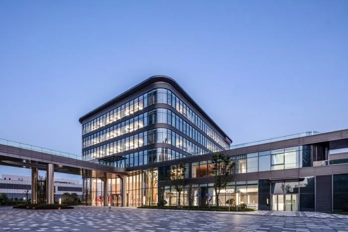 BIM Architecture | Chip Core | New Thinking Technology Wuhan Headquarters Office Design/CCDI International