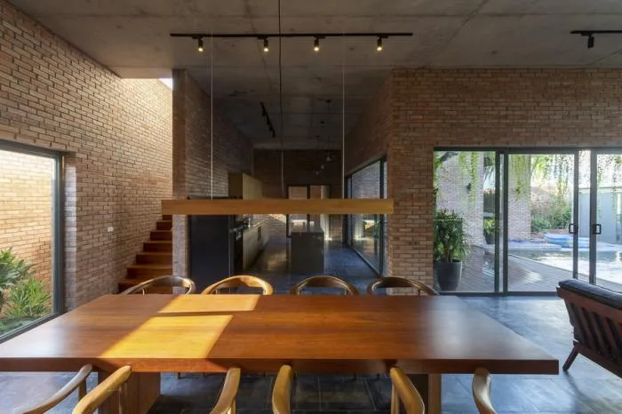 BIM Architecture | Enjoying the Courtyard, Watching Fish in Peace: Vietnam Green Screen Residence/HGAA
