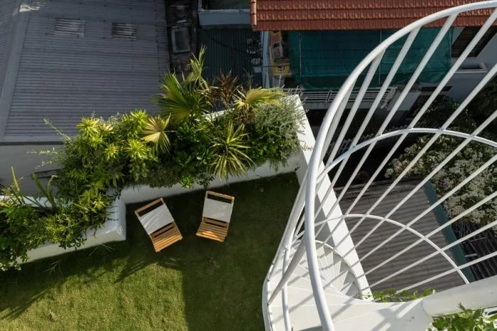 BIM Architecture | Living with Nature, Vietnamese Louvred House/Limdim House Studio