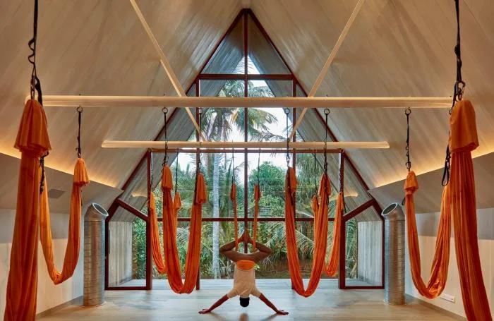 BIM Architecture | Island Village Gazing at the Blue Sea: Womuri Rigi Resort Hotel, Maldives