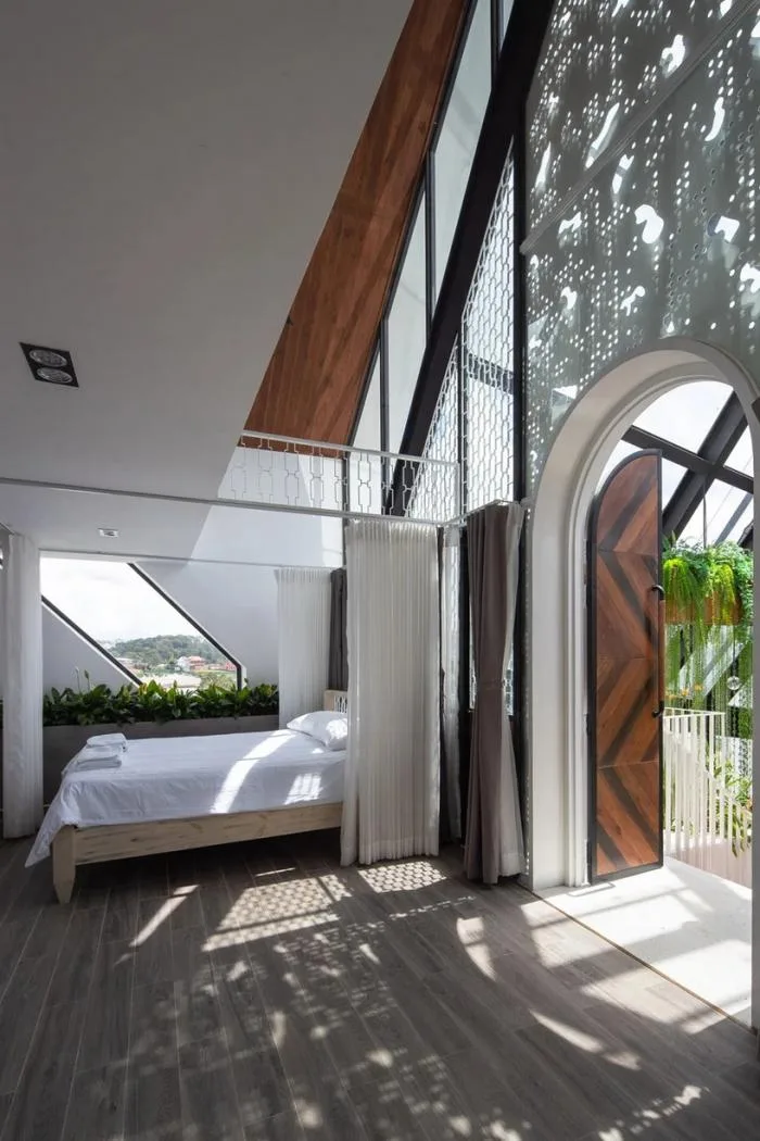 BIM Architecture | Starry Stars, Giant Lanterns at Night/Le House