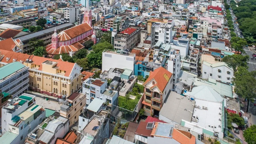 BIM Architecture | Tan Dinh Residence in Vietnam, simply living on the "bridge"/MIA Design Studio