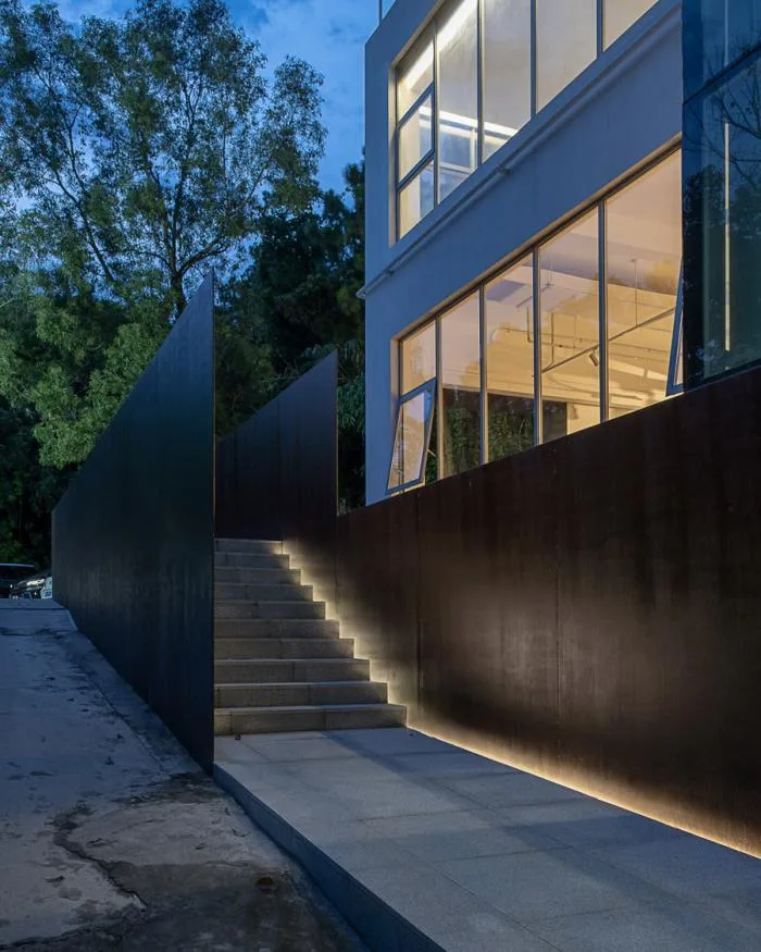 BIM Architecture | Yanhan Heights: Dialogue and Rebirth/Yicheng Architecture