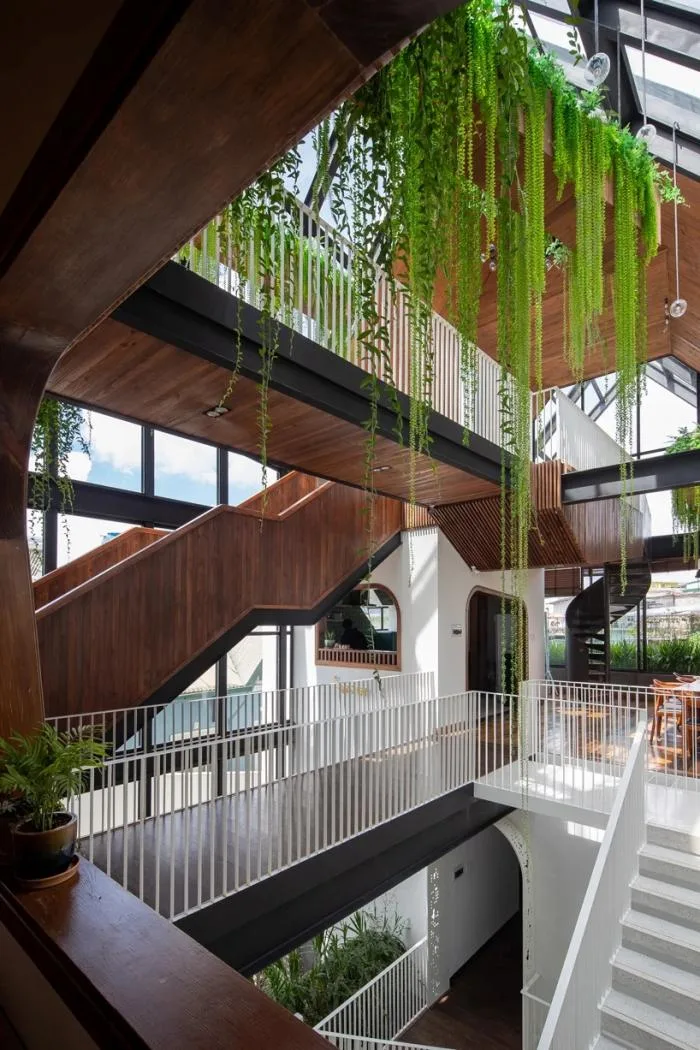 BIM Architecture | Starry Stars, Giant Lanterns at Night/Le House